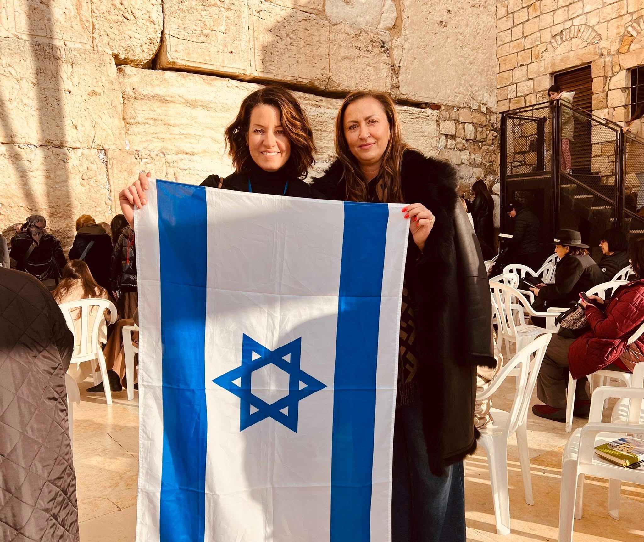Jerusalem. Kuvateksti ja lähde tarkistettava.